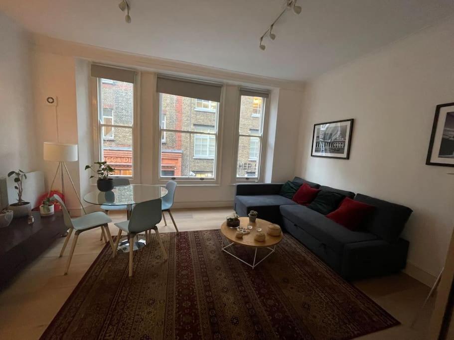 Apartamento The Flat With The Heart Londres Exterior foto